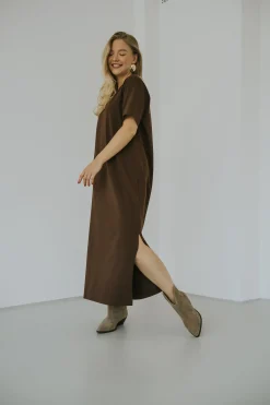 Sukienka FRAPO V BROWN