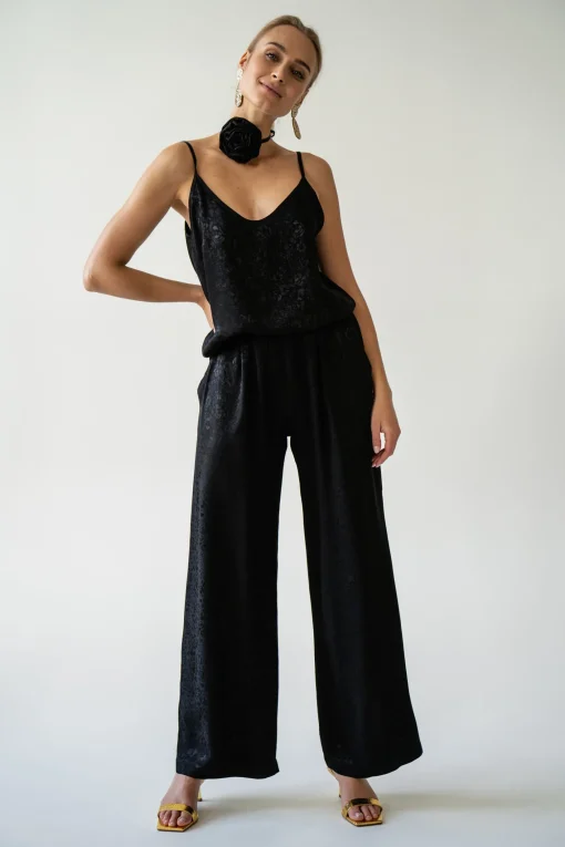 Top ALI BLACK
