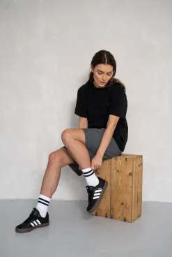 Top MILLO BLACK